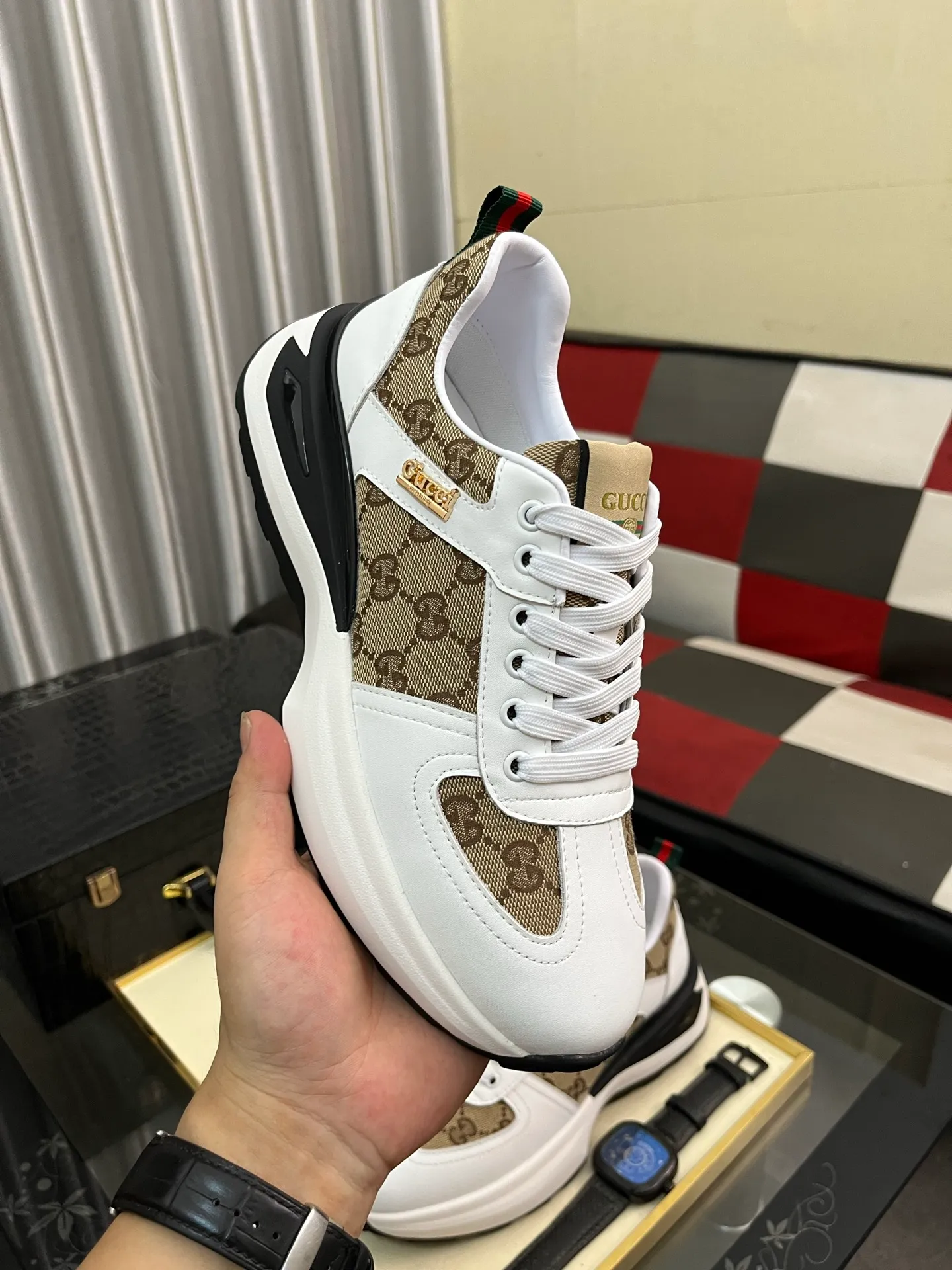 Men's Men's Shoes💰458⌚️⌚️[GUCCI] Gucci men's casual shoes are absolutely popular🔥The ultimate matching item for trendy men! The charm of super texture is irresistible, the main recommendation, the flower leather color is bright! The upper is made of high-quality brand printed fabric with cowhide, breathable leather lining and wear-resistant rubber sole, noble and elegant! Extremely comfortable🎁🎁You can be as handsome as you want💪 38-444️⃣colors available